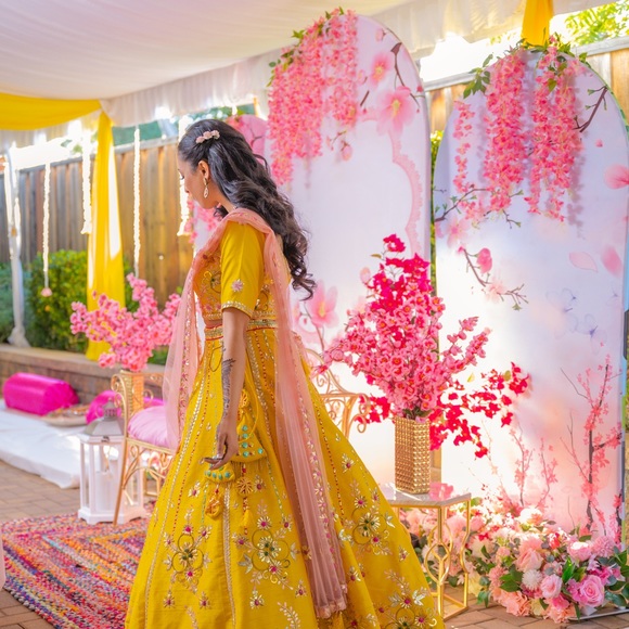 Papa Don’t Preach copy lehenga - Picture 4 of 5